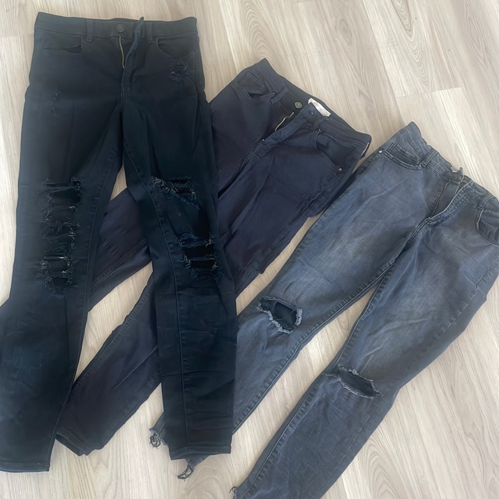 Black skinny jeans